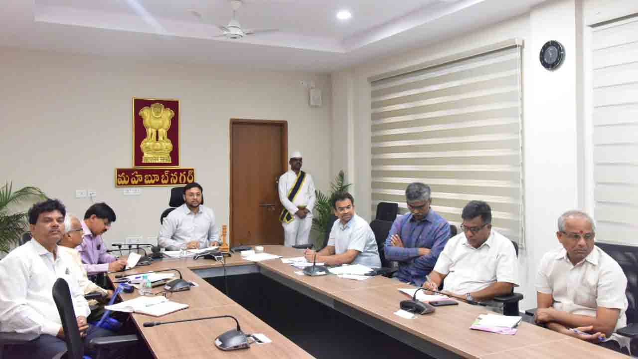 అందరూ భాగస్వాములు కావాలి