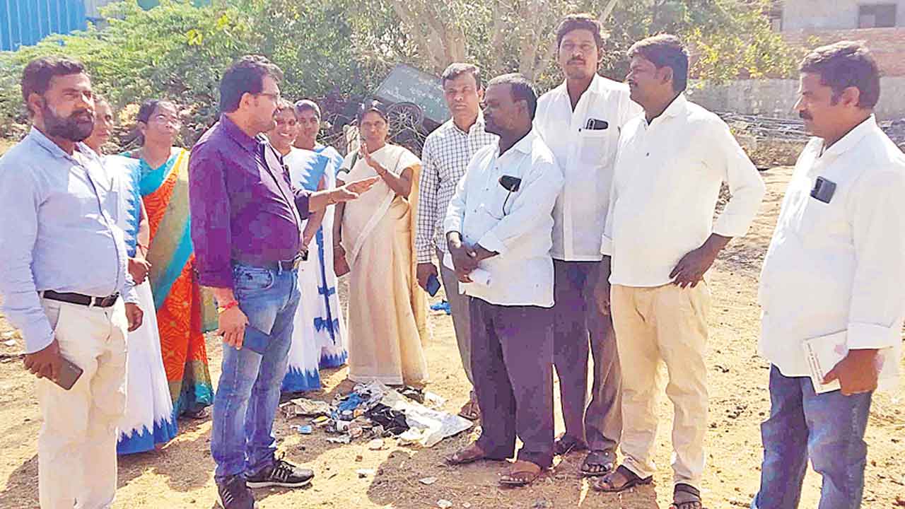కంటి వెలుగు కార్యక్రమానికి ఏర్పాట్లు చేయాలి