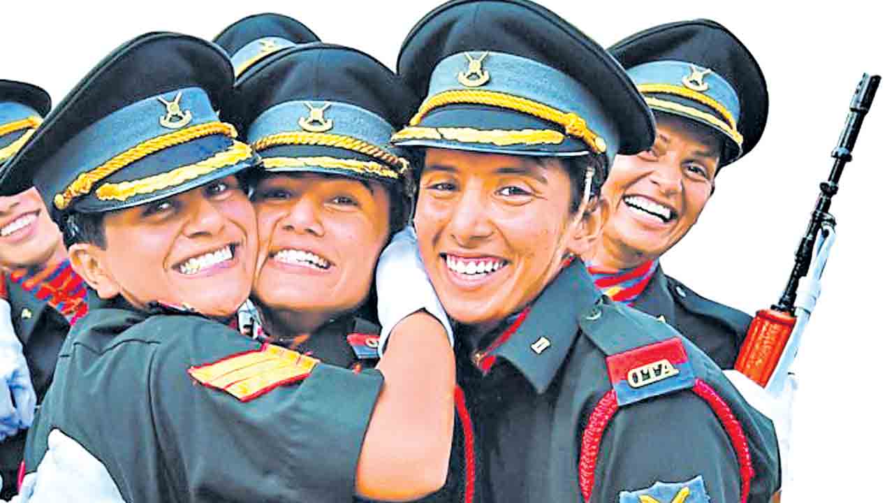 సైన్యంలో.. మహిళా కల్నల్స్‌!