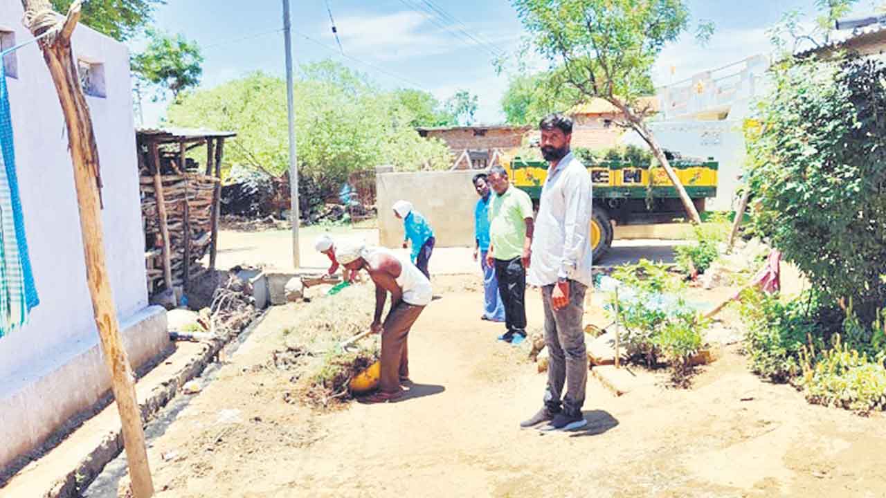 ‘పల్లె ప్రగతి’.. శుభ్రతలో పురోగతి