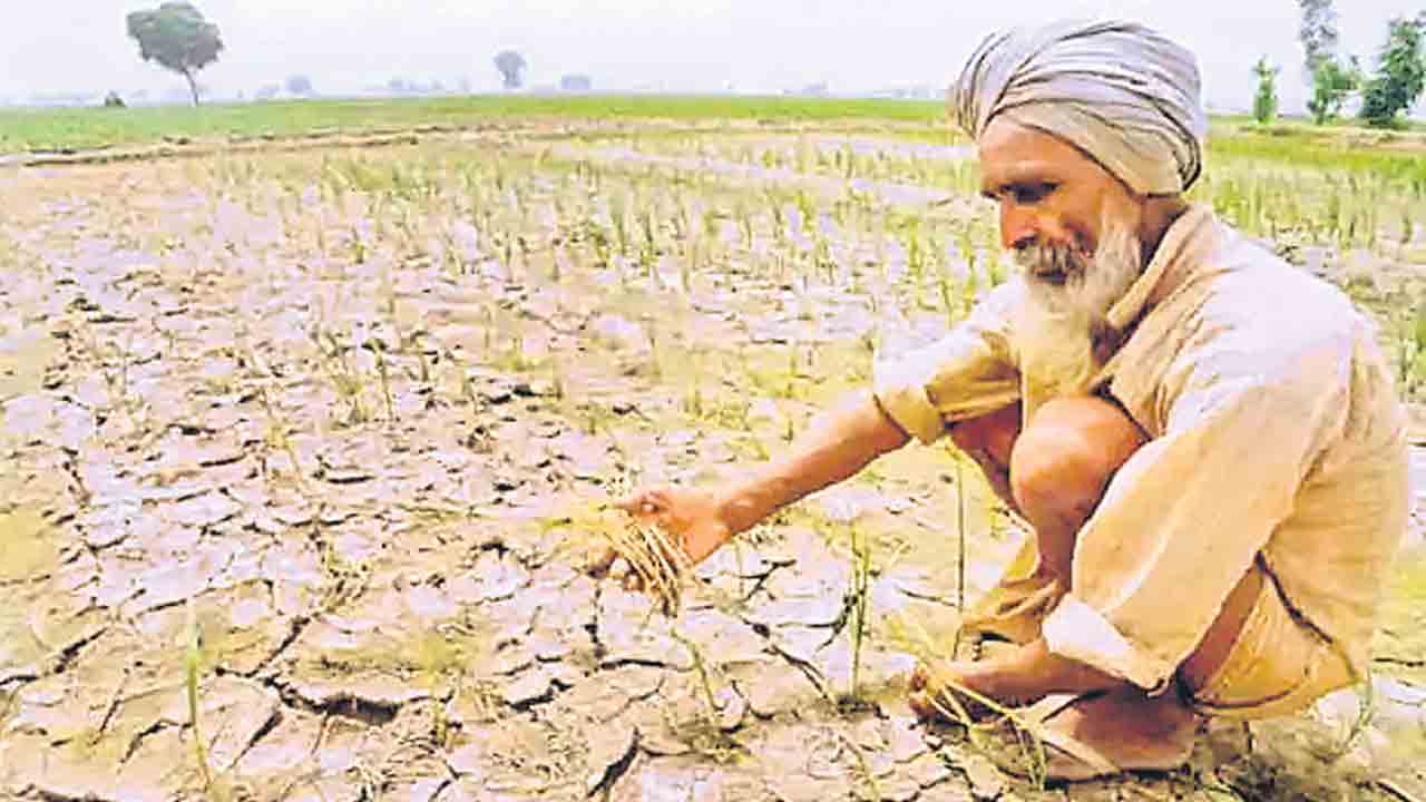 మోదీ రెట్టింపు ఆదాయం ఏదీ..?