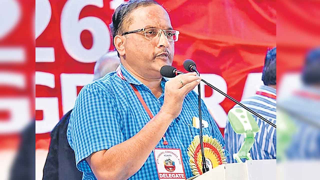 ఎల్‌ఐసీ ఆత్మబంధువు కేసీఆర్‌