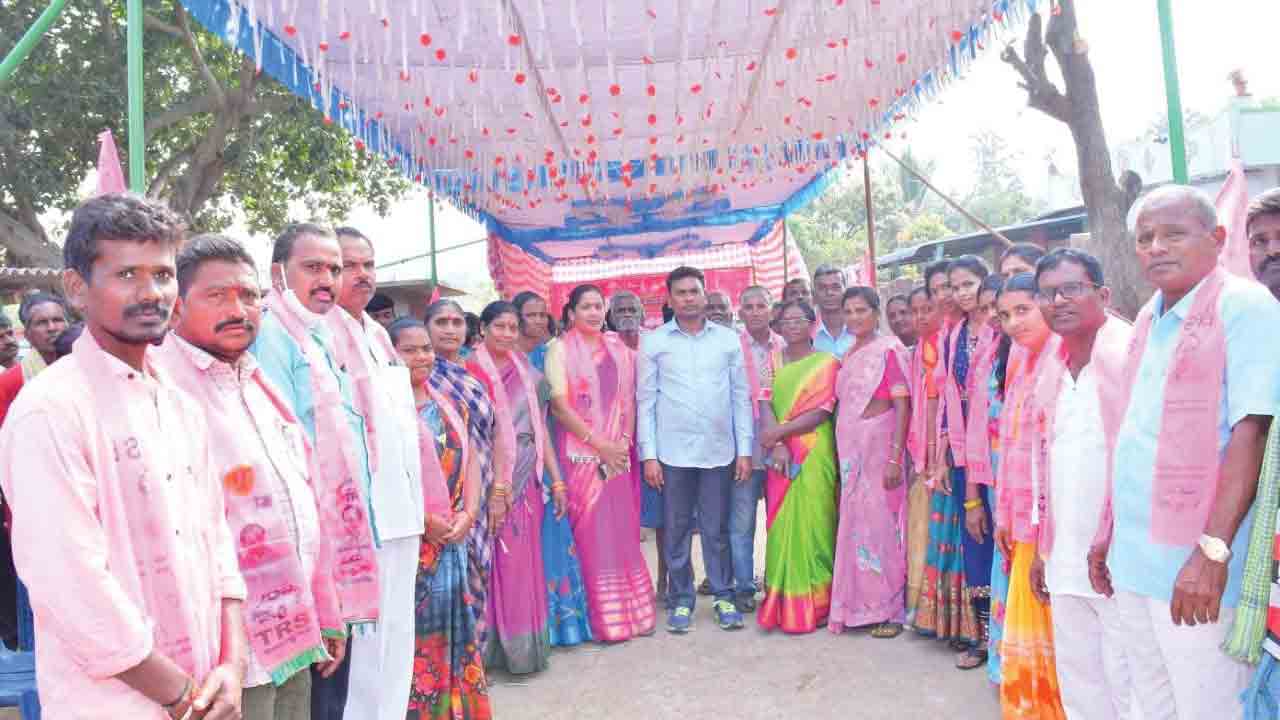 గ్రామాల పరిపుష్టితోనే రాష్ట్రం సుభిక్షం