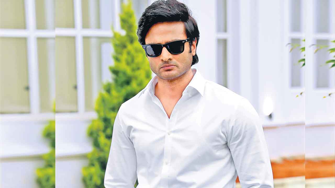 నేరస్తులను వేటాడే పోలీస్‌