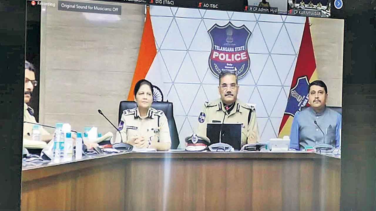 కేసులు తగ్గించేలా పనిచేయాలి