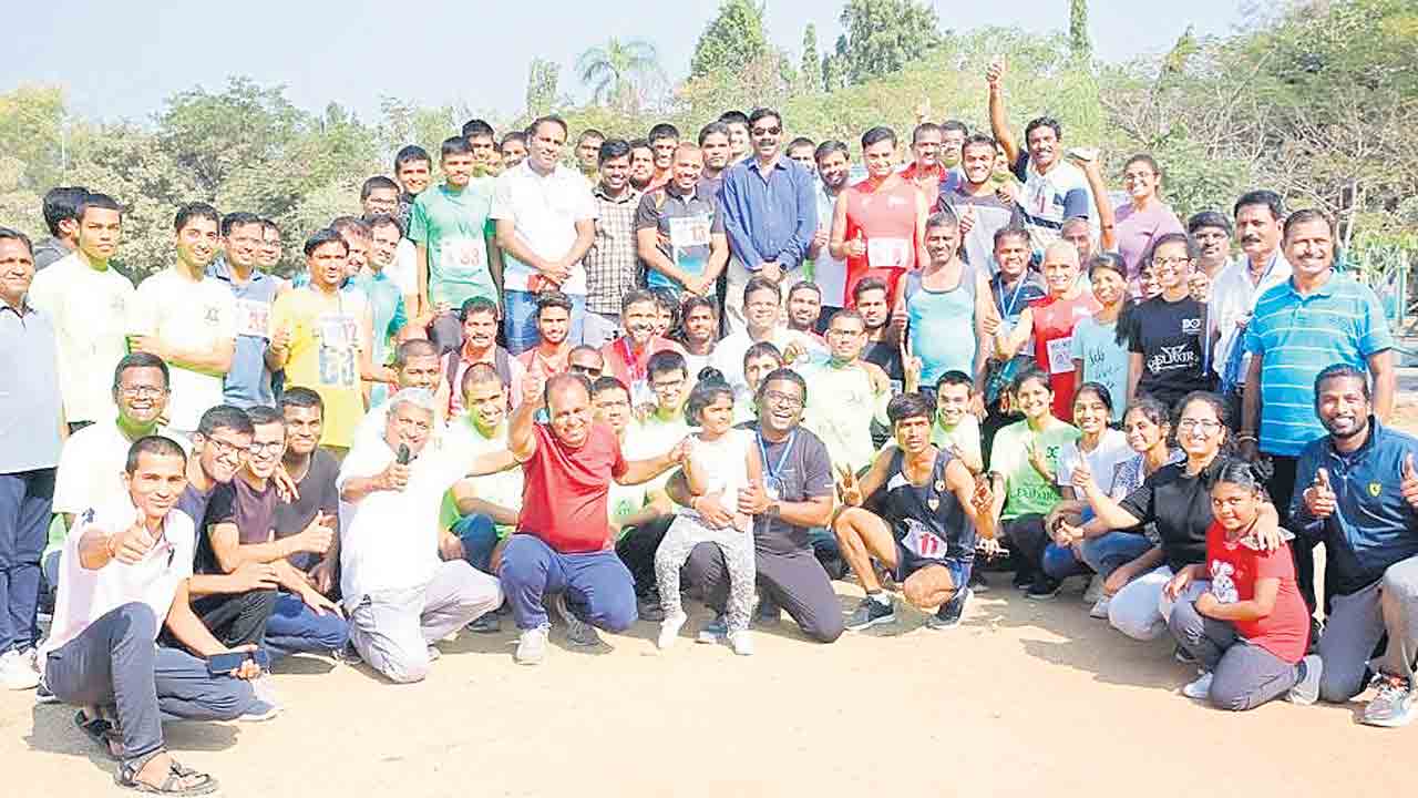 ఆరోగ్యవంతులే ధనవంతులు