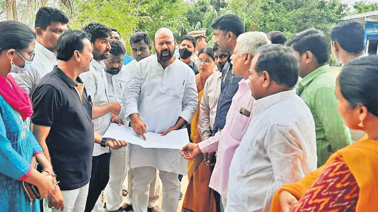 రూ.9 కోట్లతో ప్రభుత్వ దవాఖాన