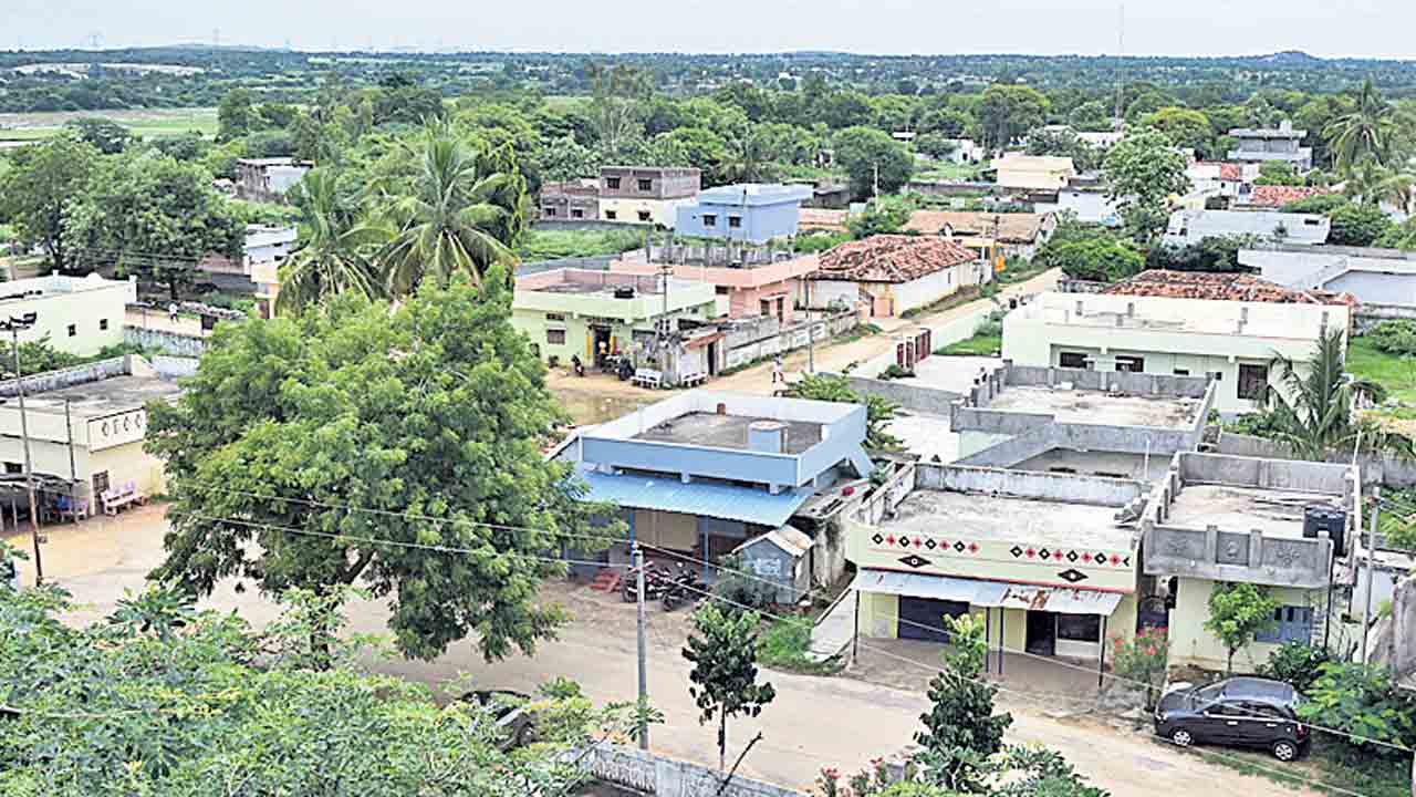 ‘ధూళిమిట్ట’లో అభివృద్ధి పరుగులు
