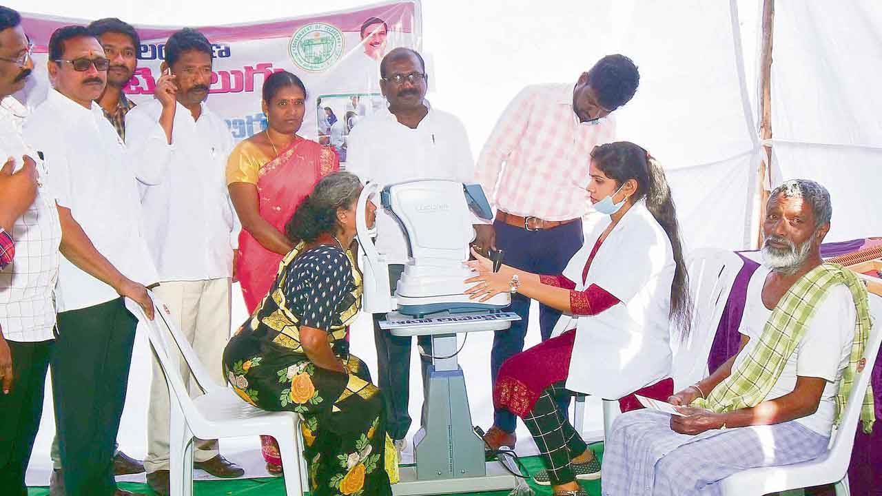 నిరాటంకంగా కంటి వెలుగు