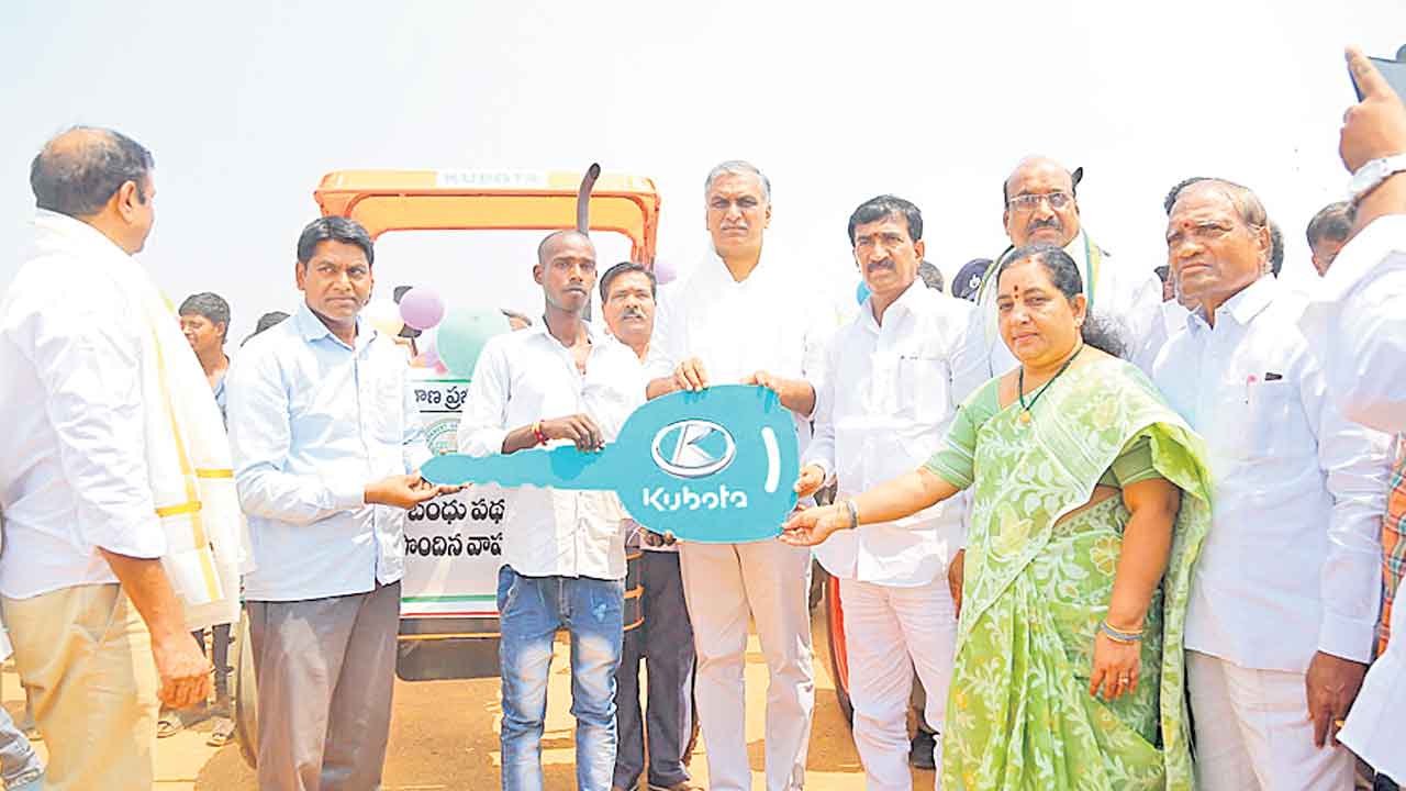 కొల్గూర్‌లో అభివృద్ధి అదుర్స్‌