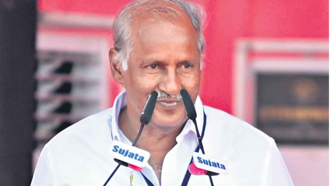 ఎన్నికల్లో బీజేపీకి బుద్ధి చెప్తాం