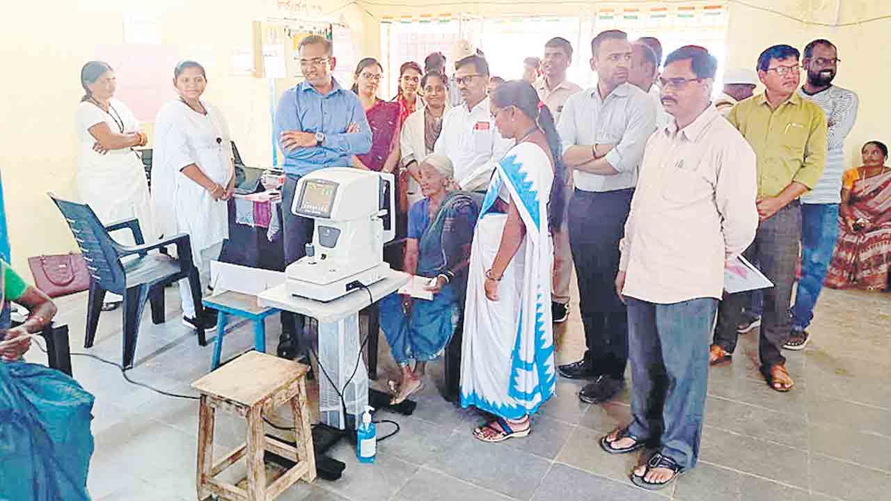 ఈ నెల 31 లోగా దరఖాస్తు చేసుకోవాలి