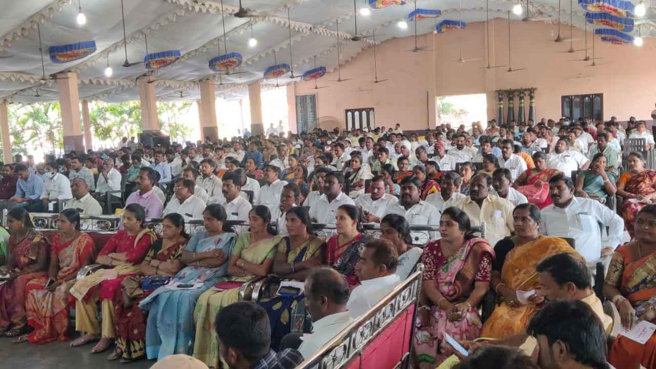 అంధత్వ నివారణకే కంటివెలుగు