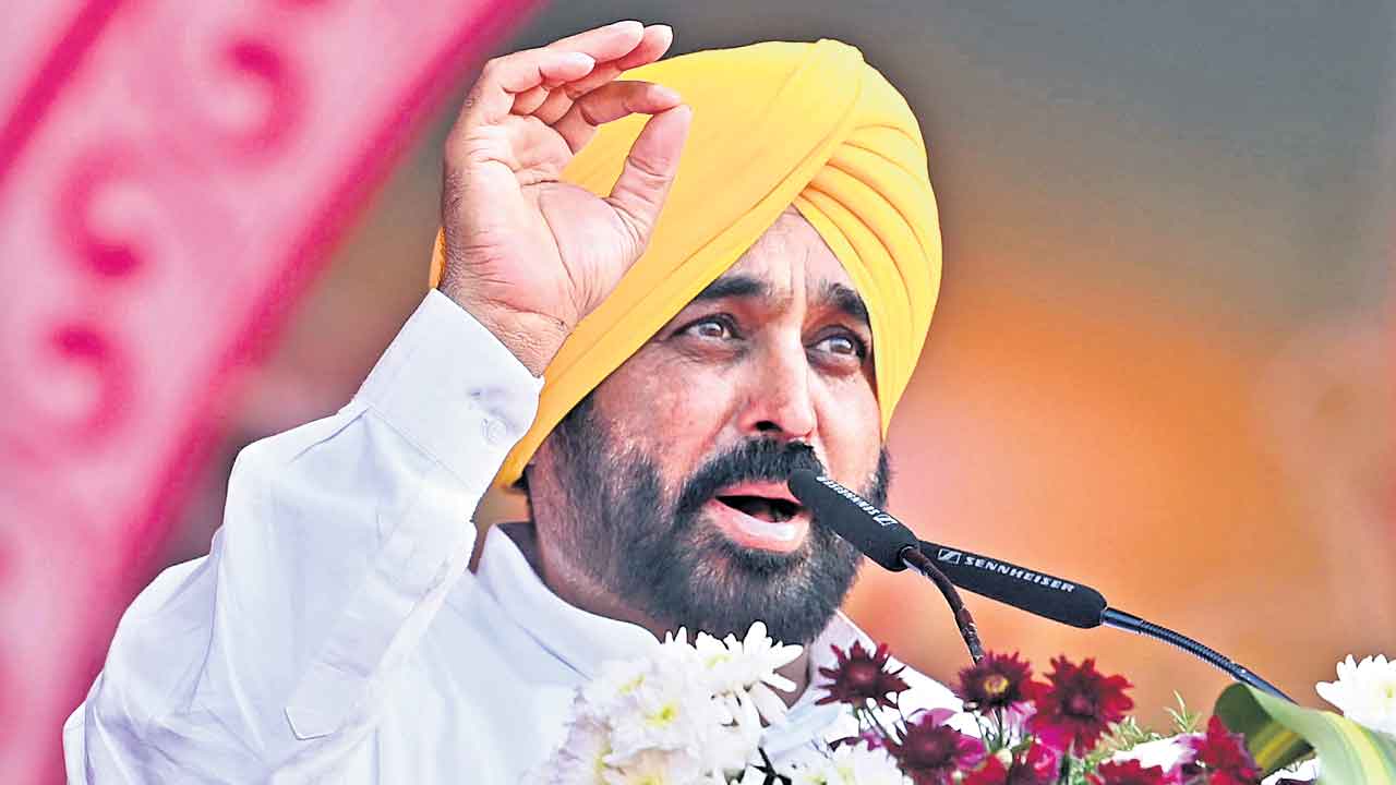 అబద్ధాల బీజేపీ.. అధికార కుట్రలు