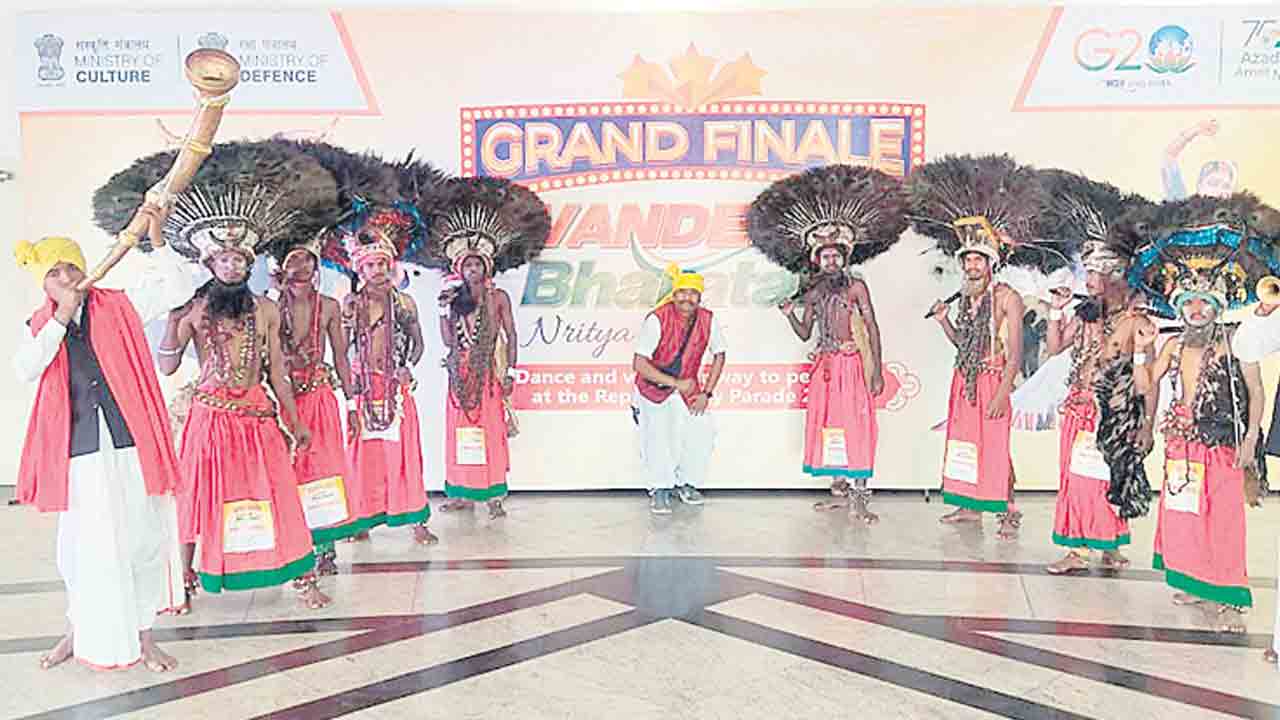 గుస్సాడీకి గౌరవం