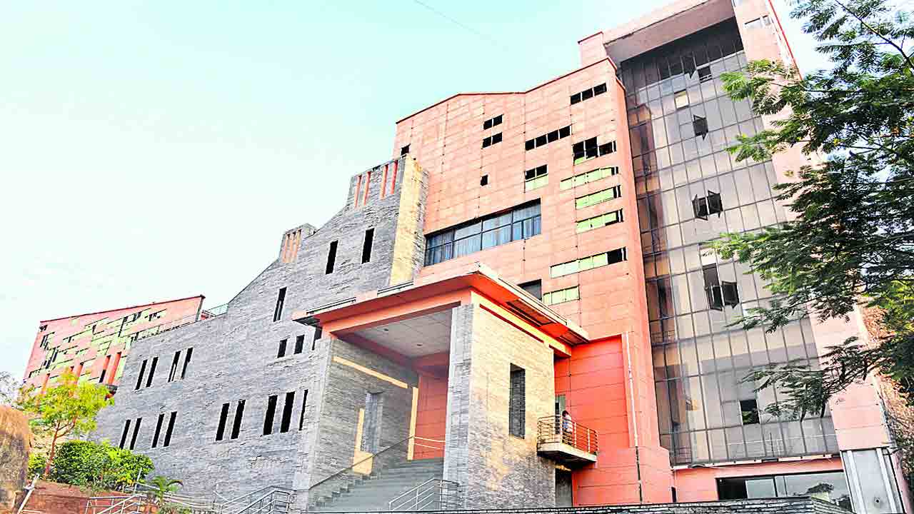 వరంగల్‌ రీజినల్‌ సైన్స్‌ సెంటర్‌లో ఇన్నోవేషన్‌ హబ్‌!