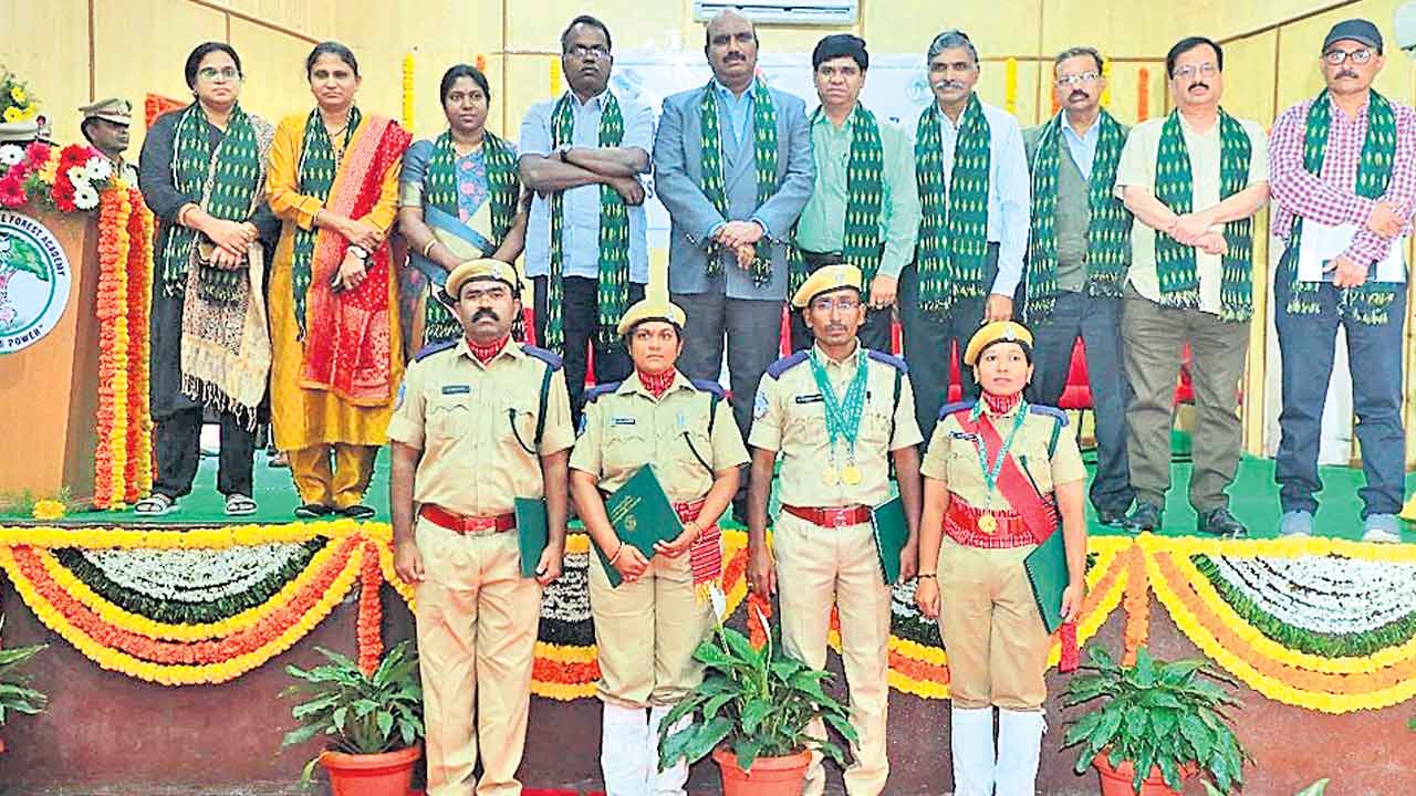 సమర్థవంతంగా విధులు నిర్వహించాలి