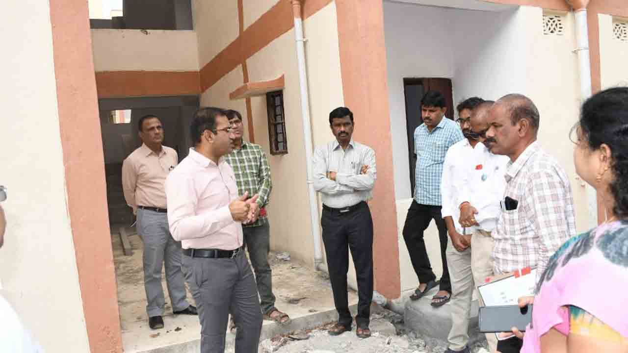 ‘కంటి వెలుగు’ను విజయవంతం చేయండి