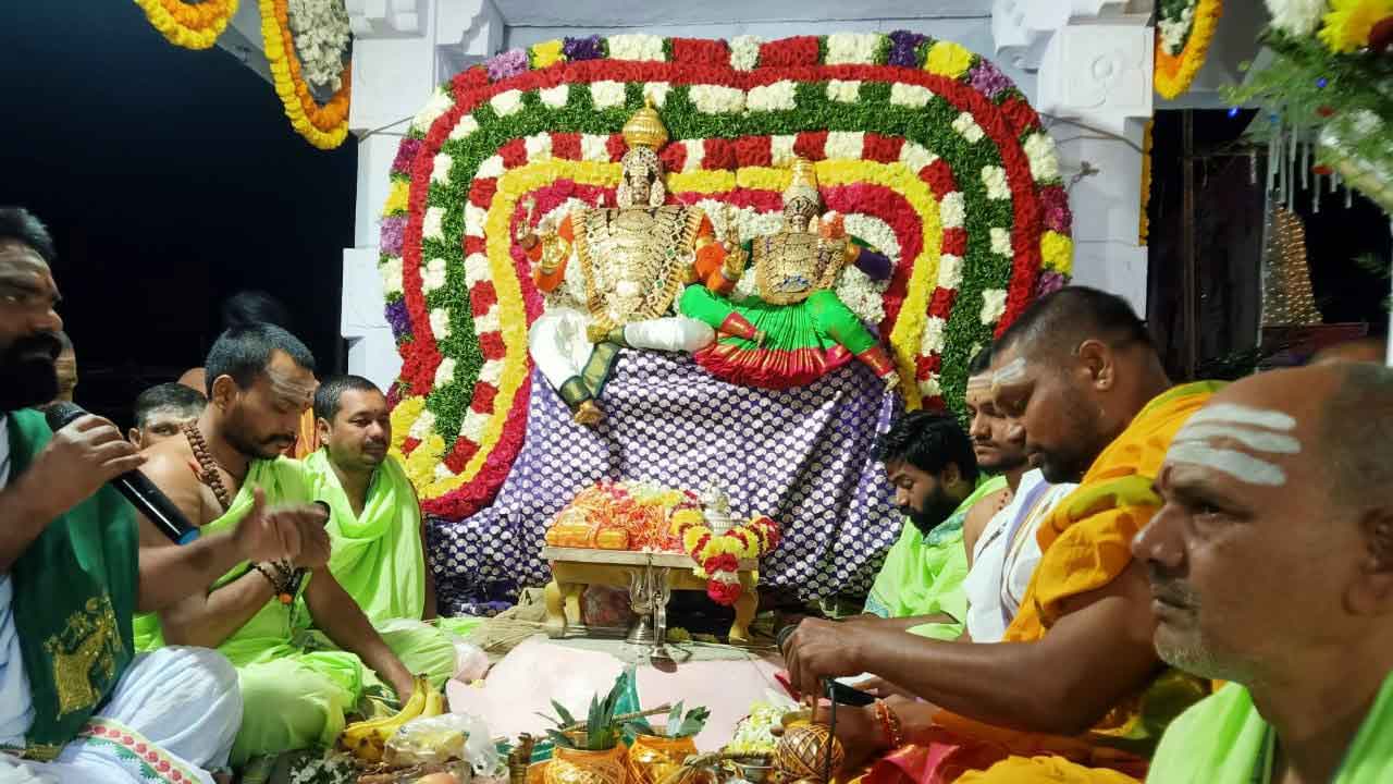 కల్యాణం.. కమనీయం