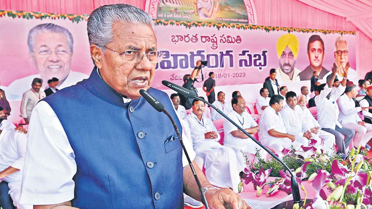 కేంద్రంలో కార్పొరేట్ సర్కార్..ఇక సాగనంపాలి
