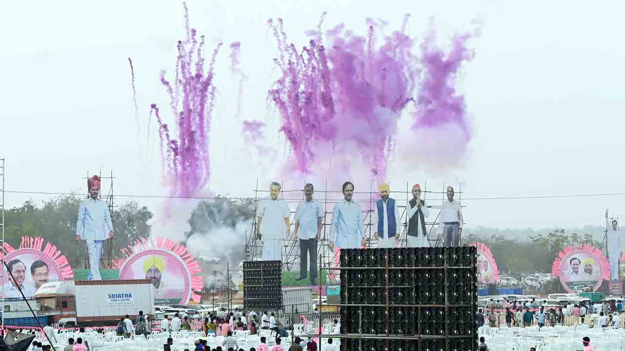 బీఆర్‌ఎస్‌ సభకు జాతీయ ప్రభ