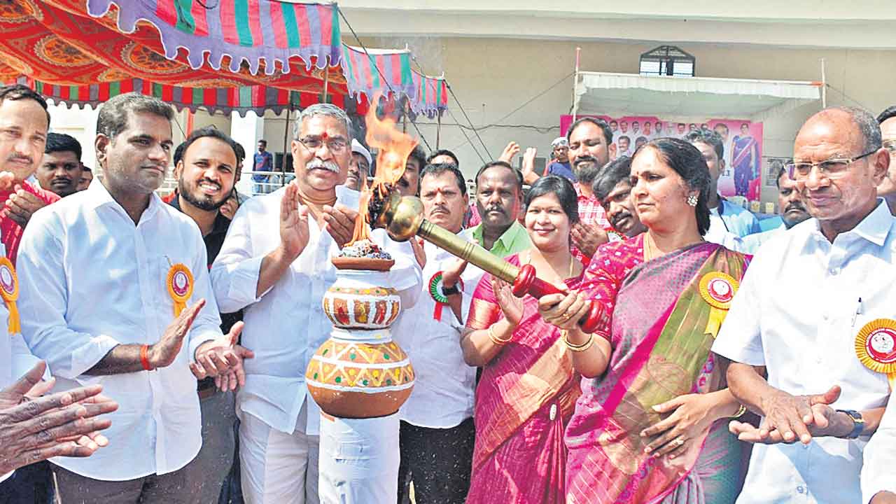 ఉత్సాహంగా మాస్టర్స్ అథ్లెటిక్స్ టోర్నీ