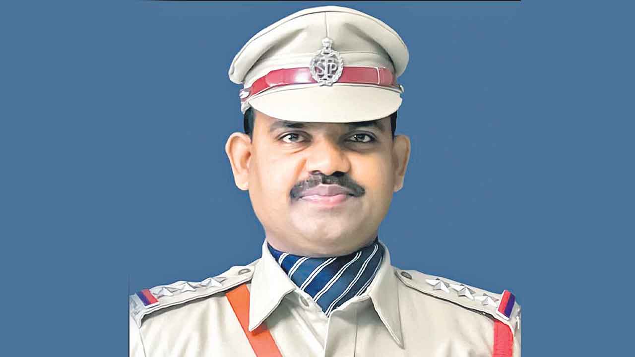 రాచకొండ ఐటీ సెల్‌ ఇన్‌స్పెక్టర్‌ శ్రీధర్‌రెడ్డికి..