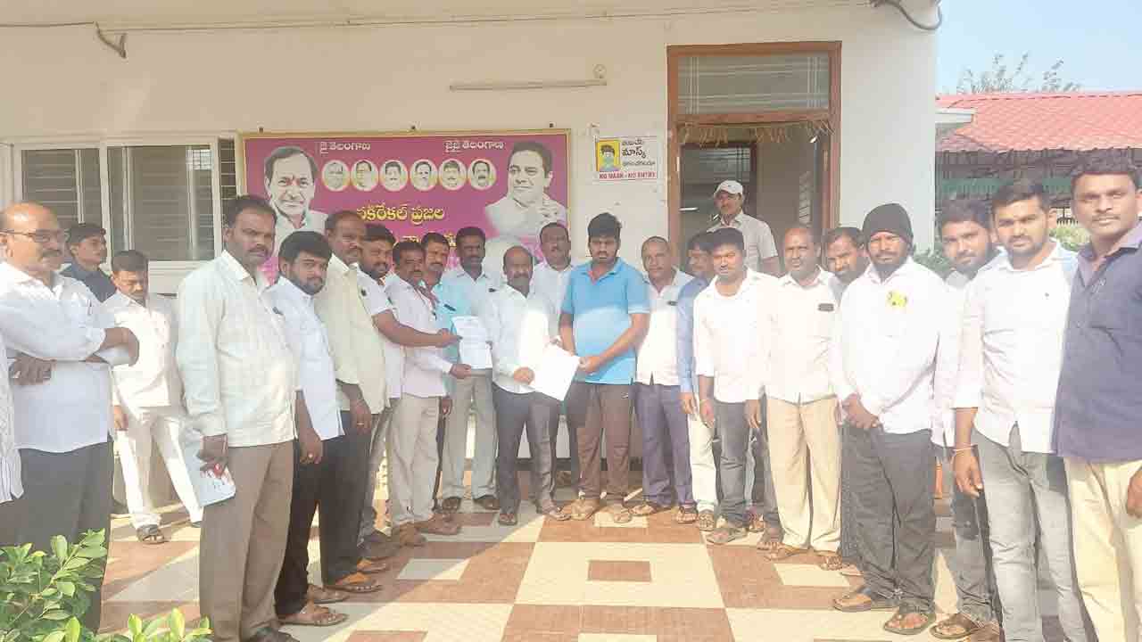 ఆపద్బాంధవుడు ముఖ్యమంత్రి కేసీఆర్‌