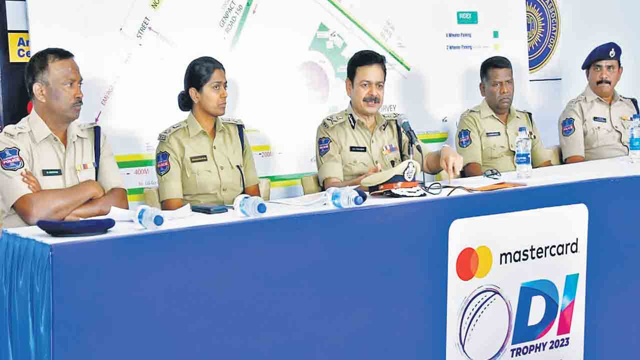 వన్డే మ్యాచ్‌కు పక్కా బందోబస్తు