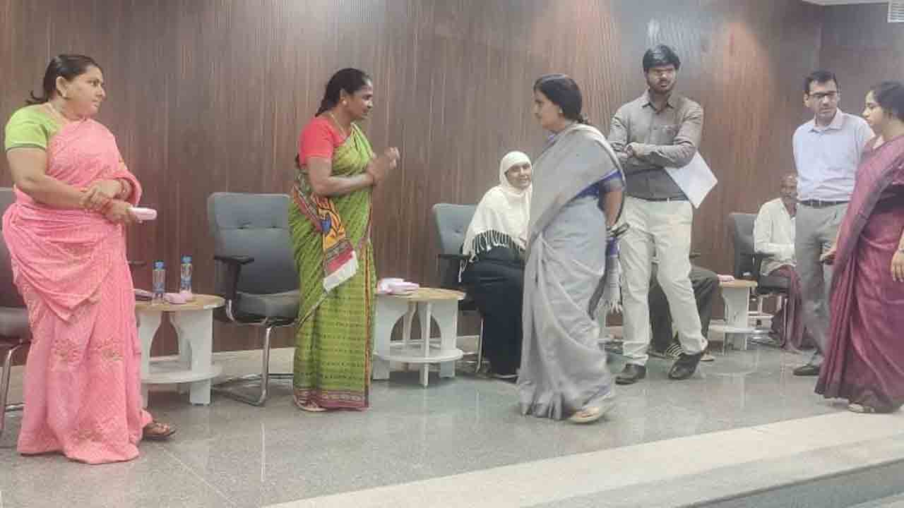 ‘కంటి వెలుగు’ ఏర్పాట్లు పరిశీలించిన సీఎస్‌