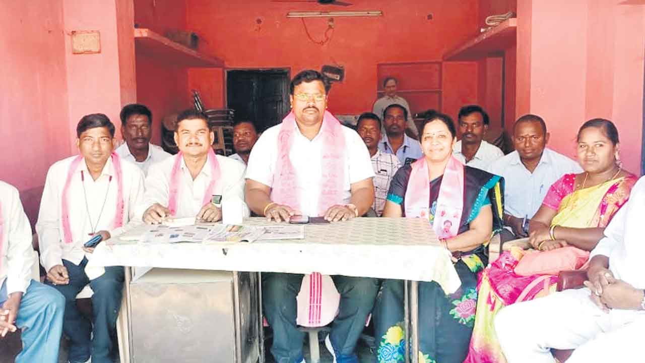 సీఎం పర్యటనను విజయవంతం చేయాలి