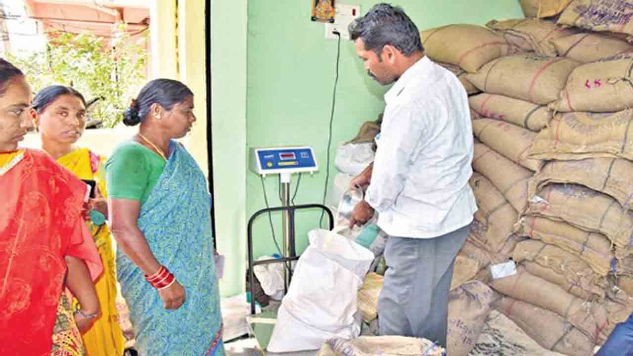 డిసెంబర్ వరకూ ఫ్రీ రైస్‌