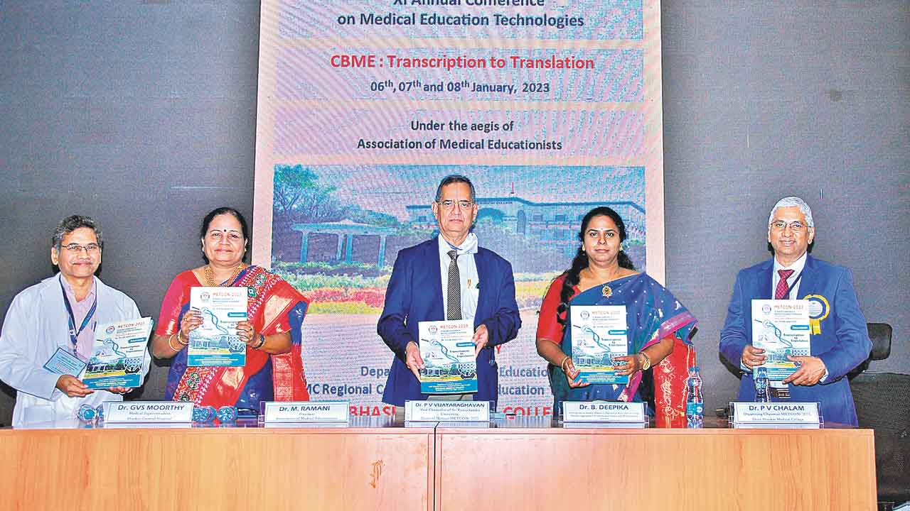 వైద్య విద్యార్థులకు కొత్త పాఠ్యప్రణాళిక