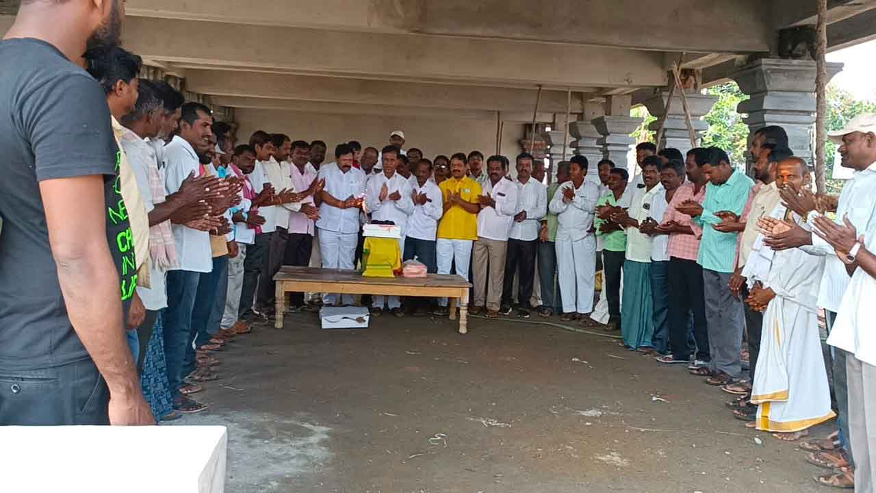 కొత్త సంవత్సరానికి ఘన స్వాగతం