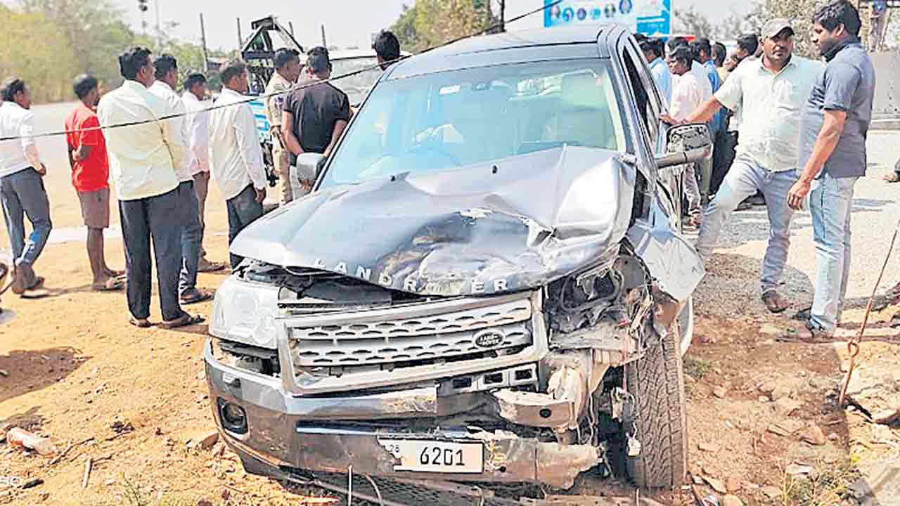 రోడ్డు ప్రమాదంలో తోడి కోడళ్లు మృతి