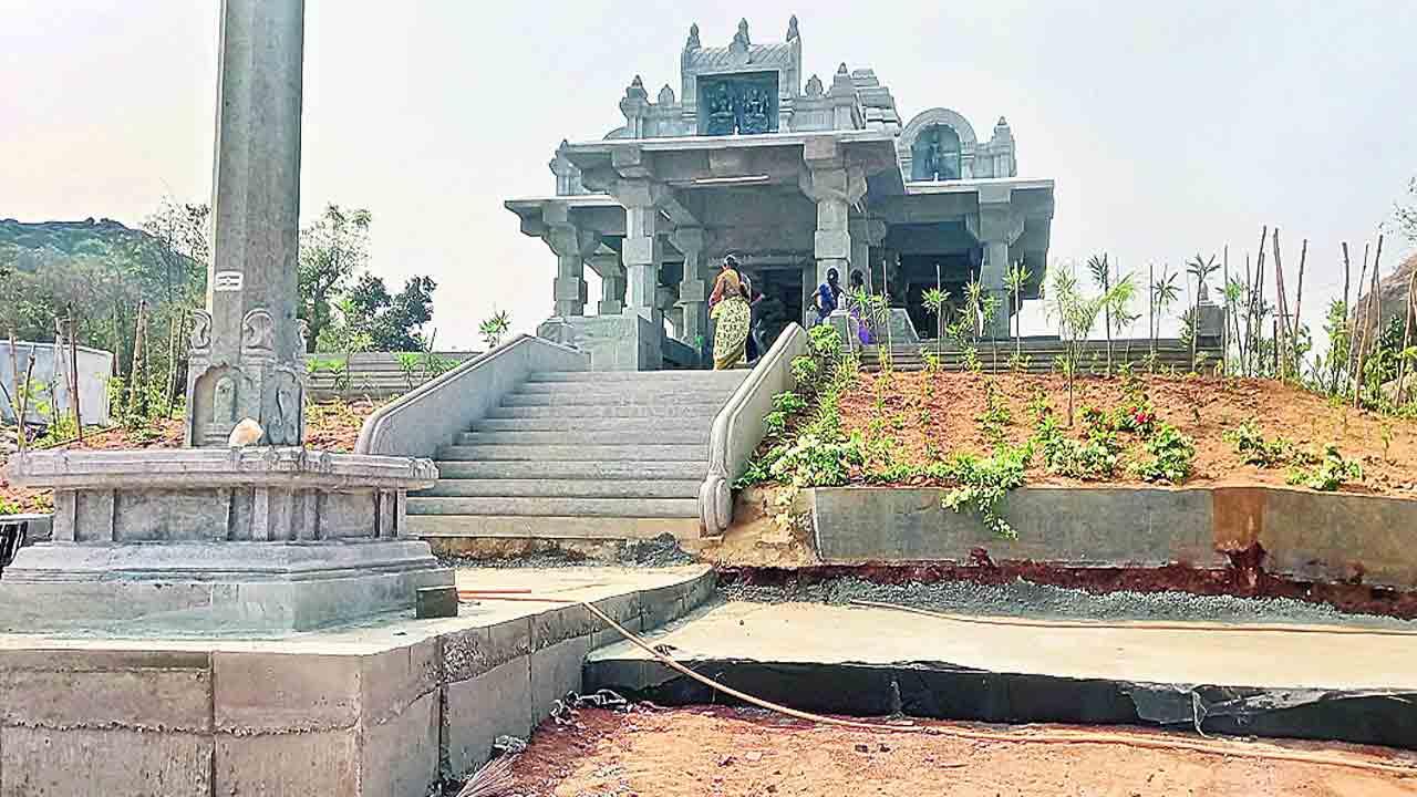 పర్వతాల శివాలయం ప్రారంభానికి సిద్ధం