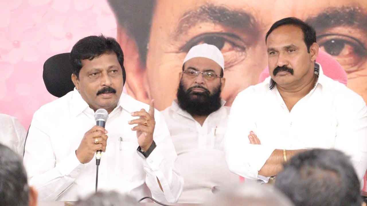 విచ్ఛిన్నకర శక్తులను ఓడించేందుకే బీఆర్‌ఎస్‌ ఆవిర్భావం