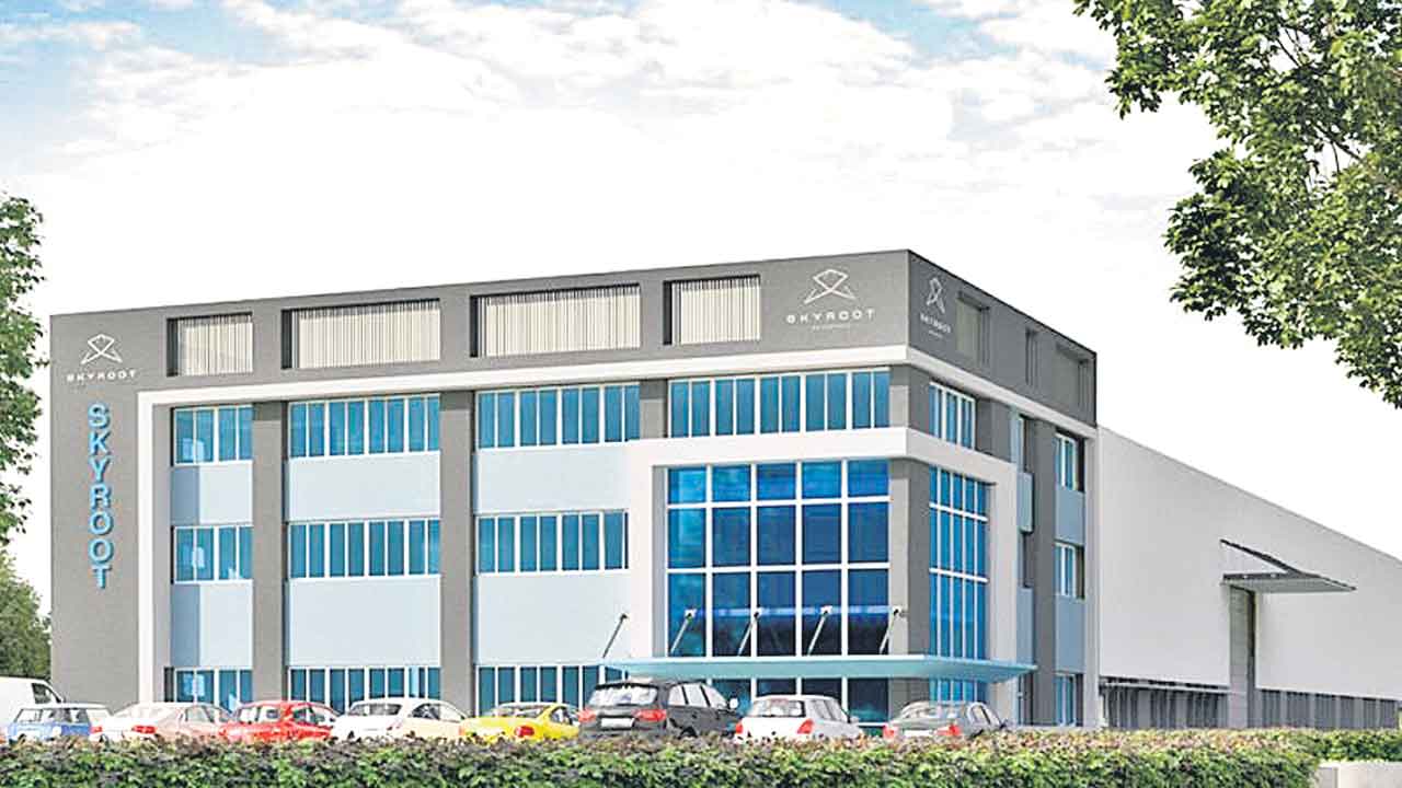 జీఎంఆర్‌ ఏరోస్పేస్‌ పార్కులో స్కైరూట్‌ స్టార్టప్‌ యూనిట్‌