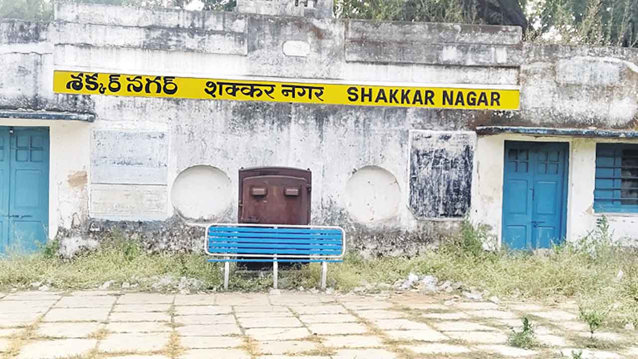 అంతులేని నిర్లక్ష్యం..