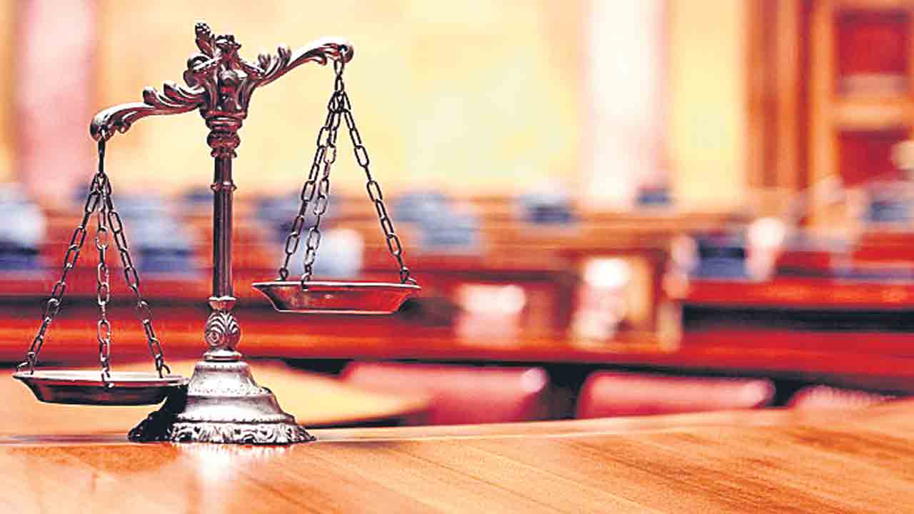 న్యాయ వ్యవస్థే అత్యున్నతమైనది!