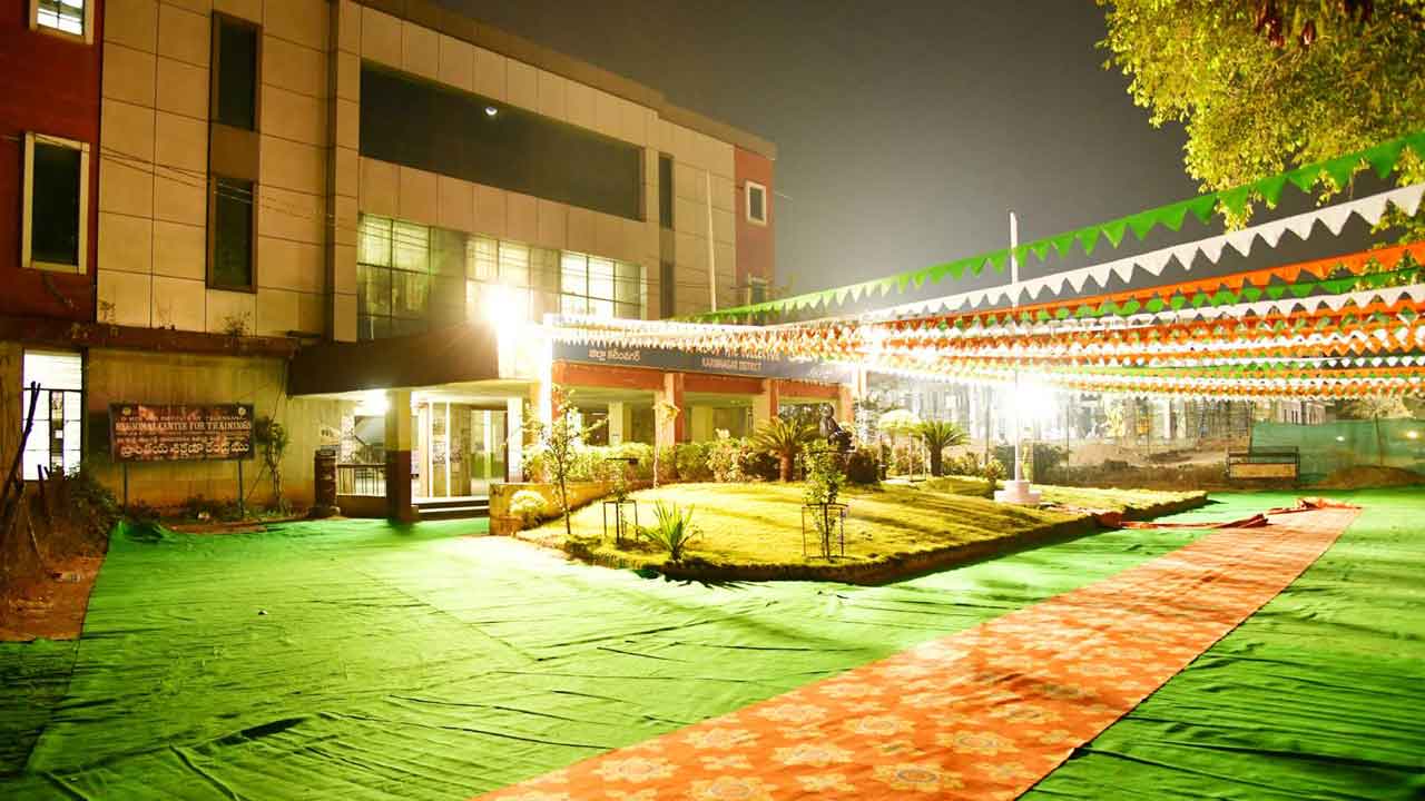 ‘గణ’మైన వేడుకలకు సిద్ధం