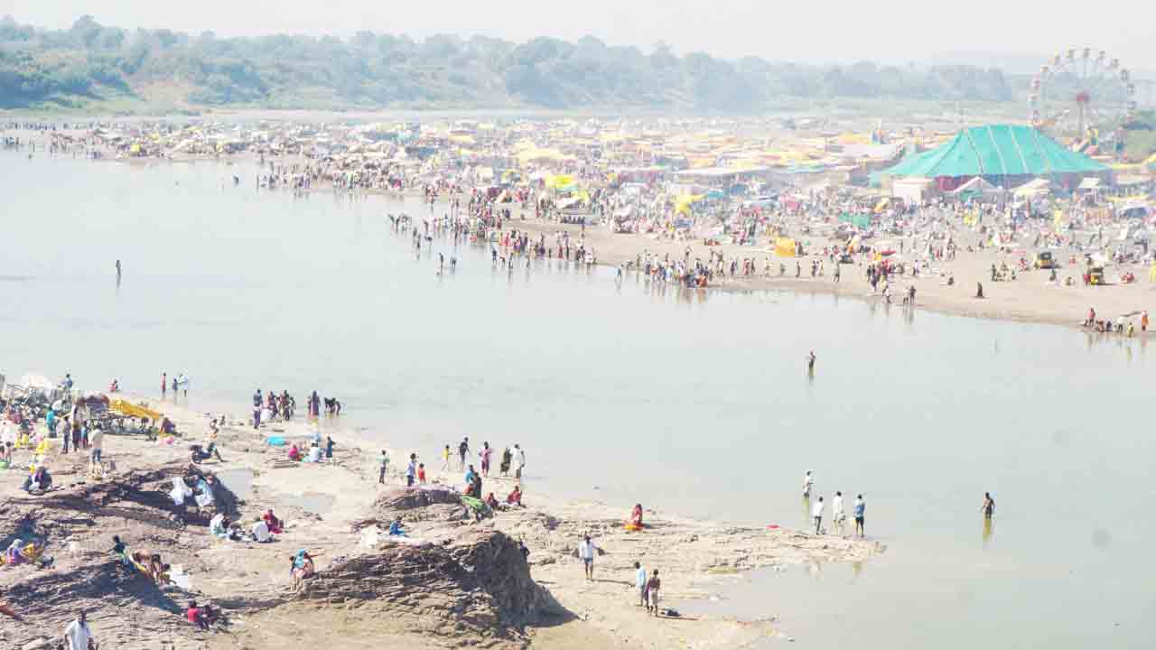 గంగజాతర జనసంద్రం