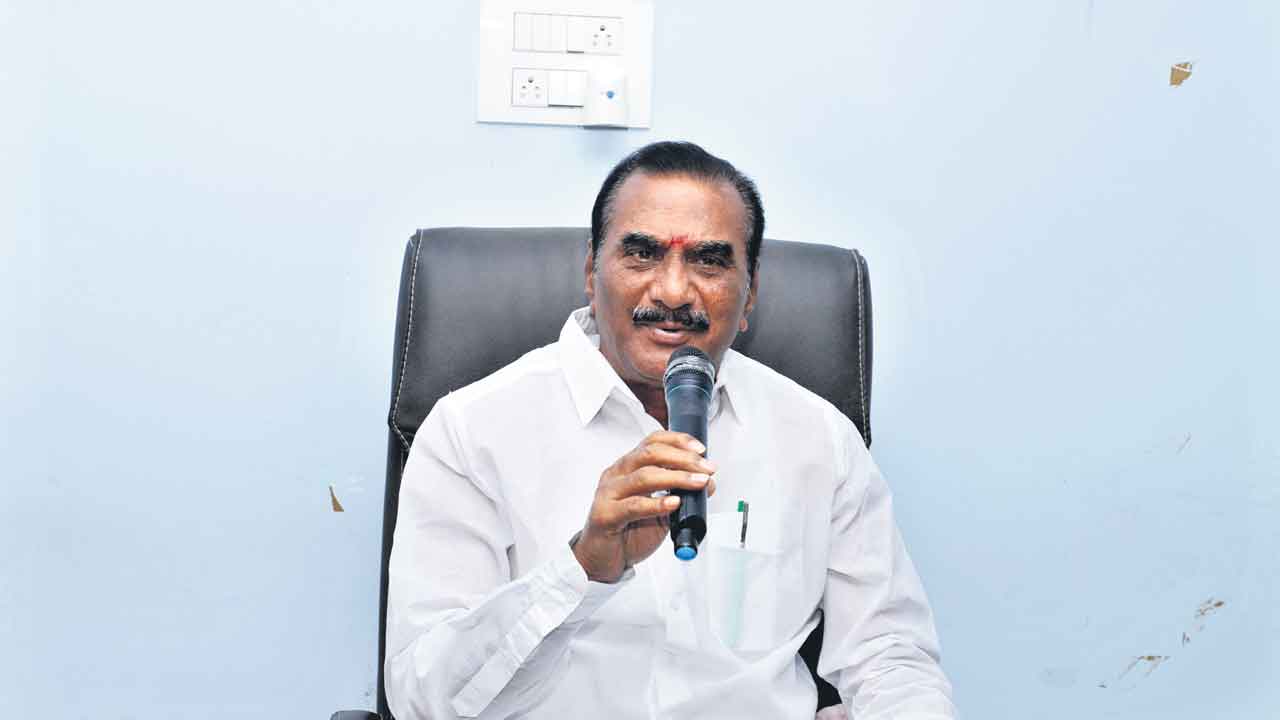 సీఎం కేసీఆర్‌కు ఘన స్వాగతం పలుకుదాం