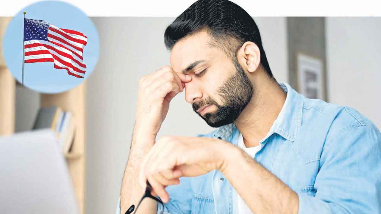 కలవరపెడుతున్న కలలసౌధం.. అమెరికాలో కుప్పకూలుతున్న ఐటీ ఆశలు