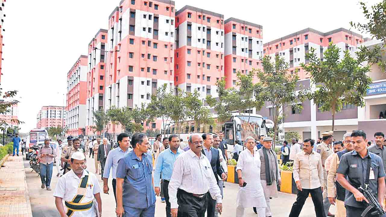 కొల్లూర్‌లో డబుల్‌ ఇండ్లు భేష్‌