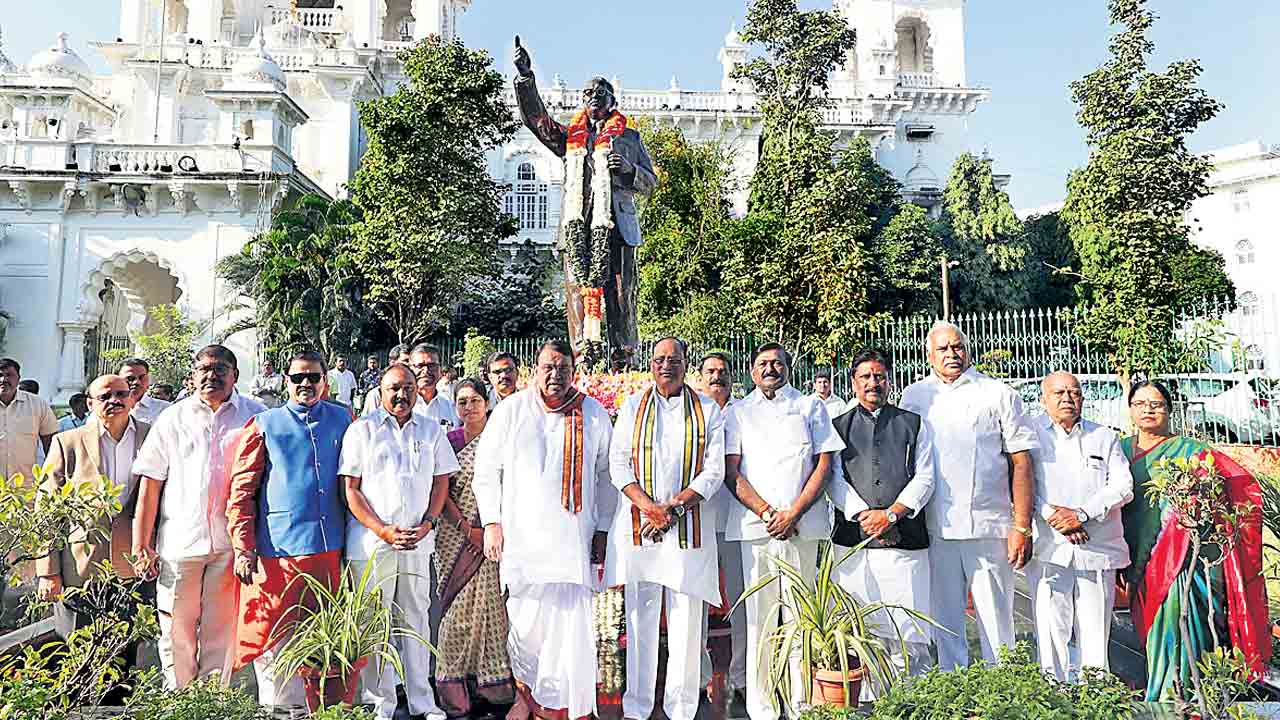 పేద, ధనిక అంతరాలు తగ్గాలె