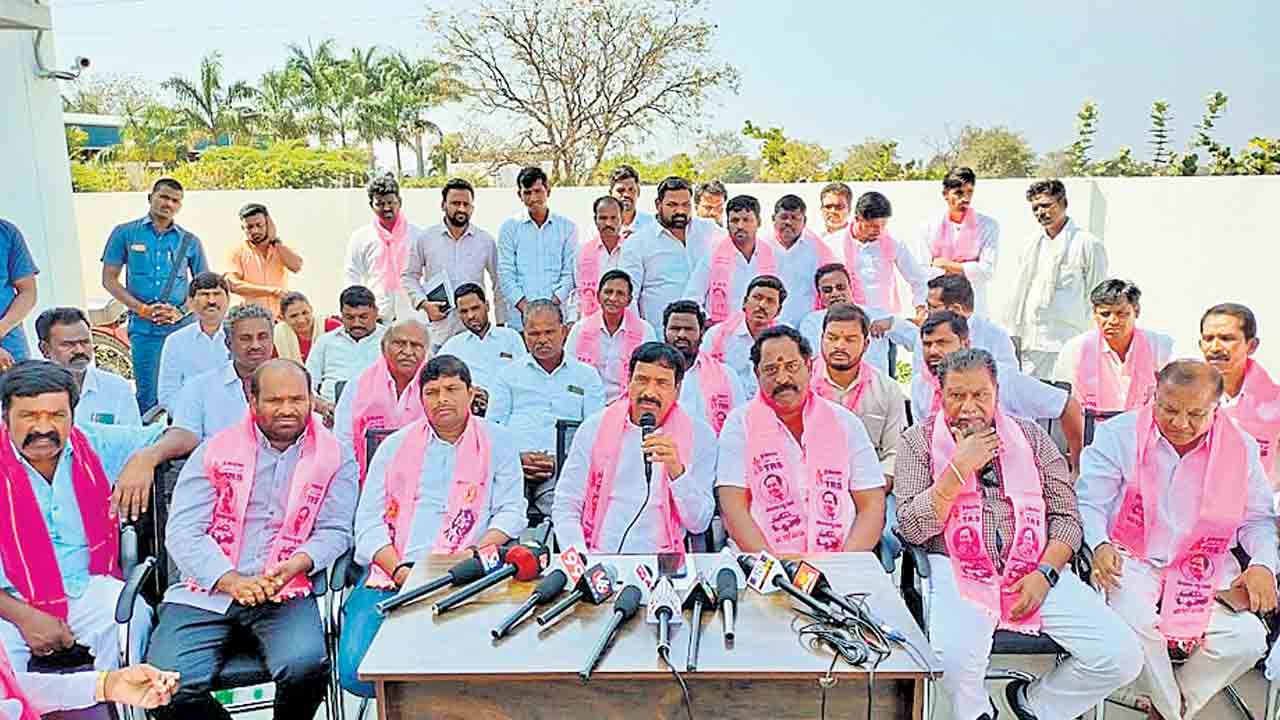 రేవంత్‌.. కంటి వెలుగు అద్దాలు పెట్టుకో.. కొడంగల్‌లో అభివృద్ధి కనిపిస్తది