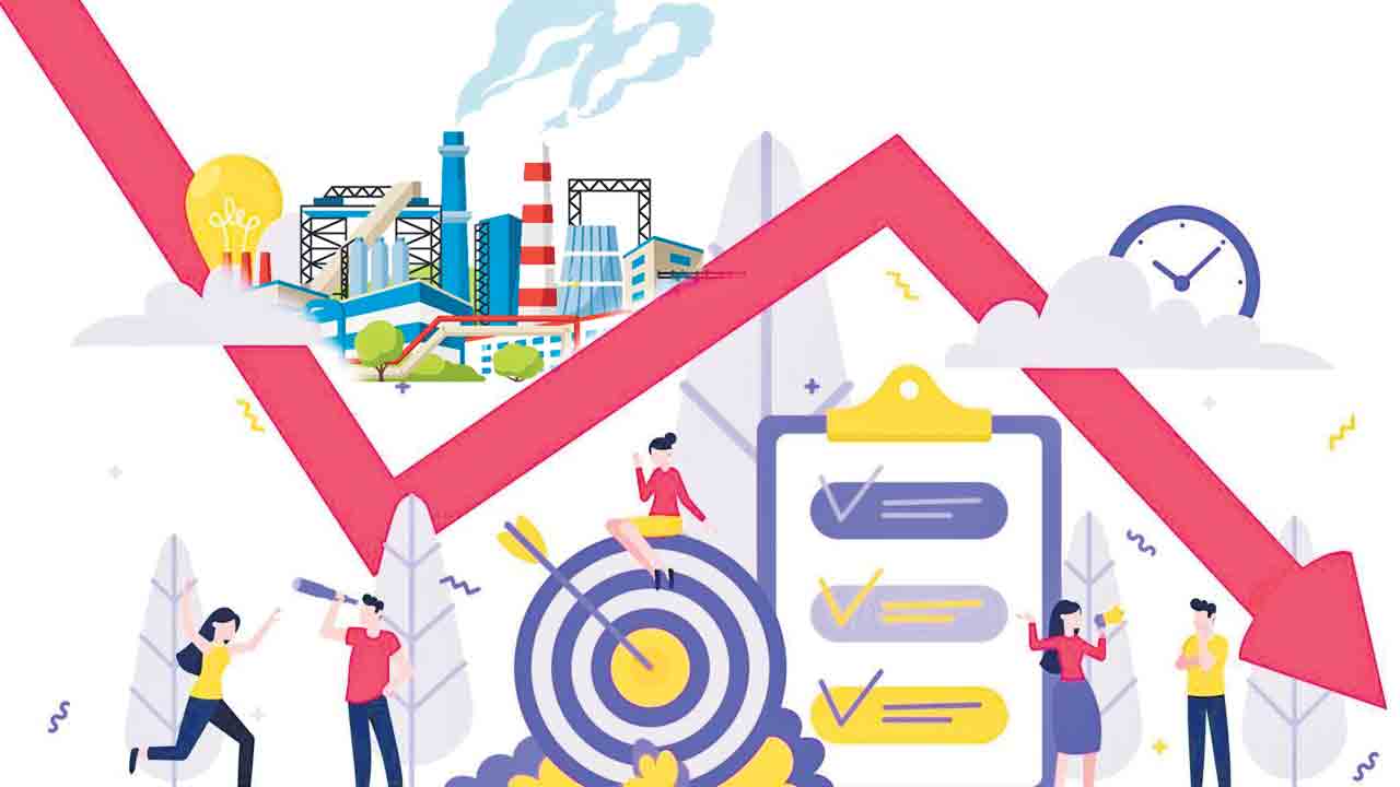 కుంటుబడిన పారిశ్రామికం.. కేంద్ర ప్రభుత్వ విధానాలే కారణం