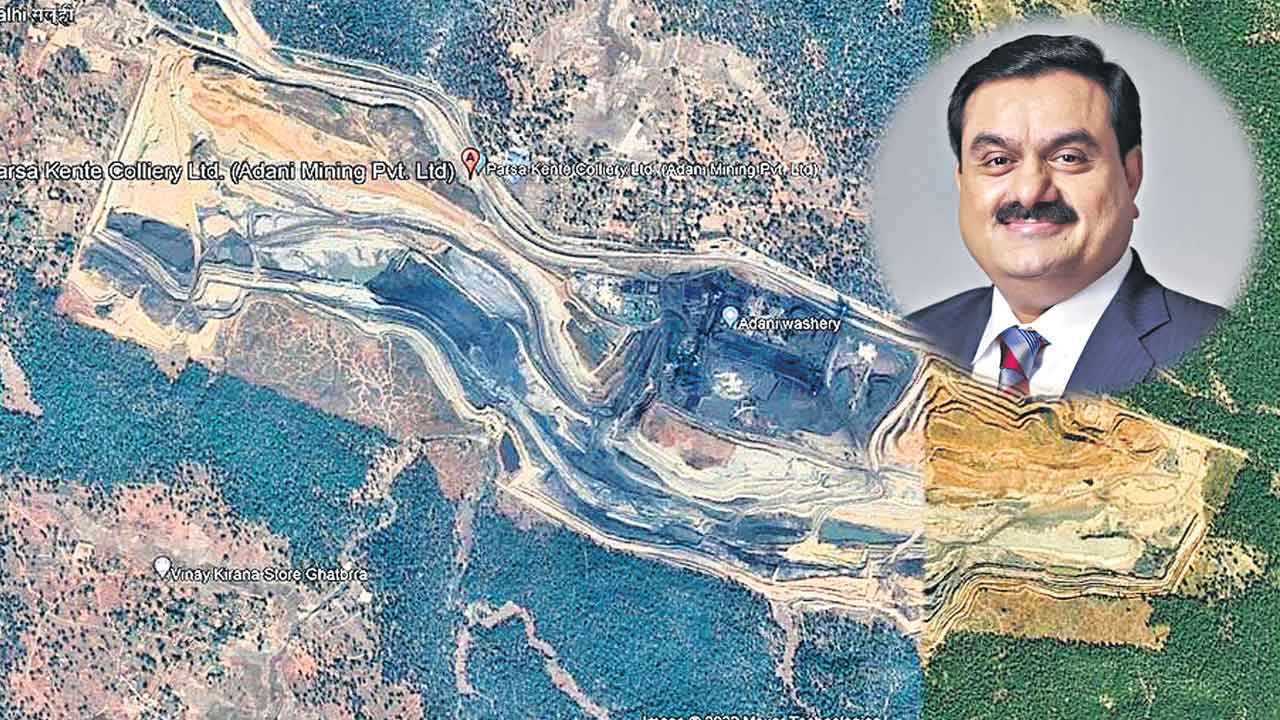 పచ్చని అడవి బొగ్గుపాలు.. ఆదివాసీల భూములపై అదానీ కన్ను
