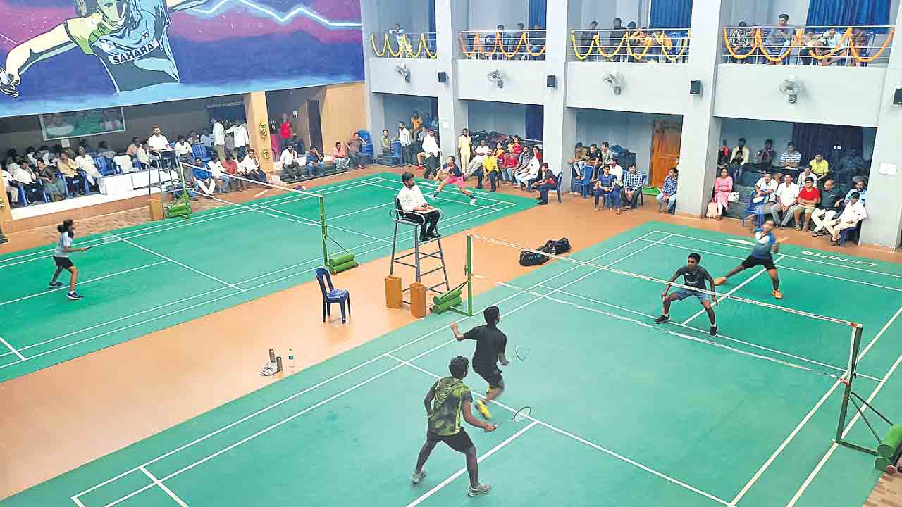 సెమీస్‌లో శ్రీవల్లి, అభిషేక్‌